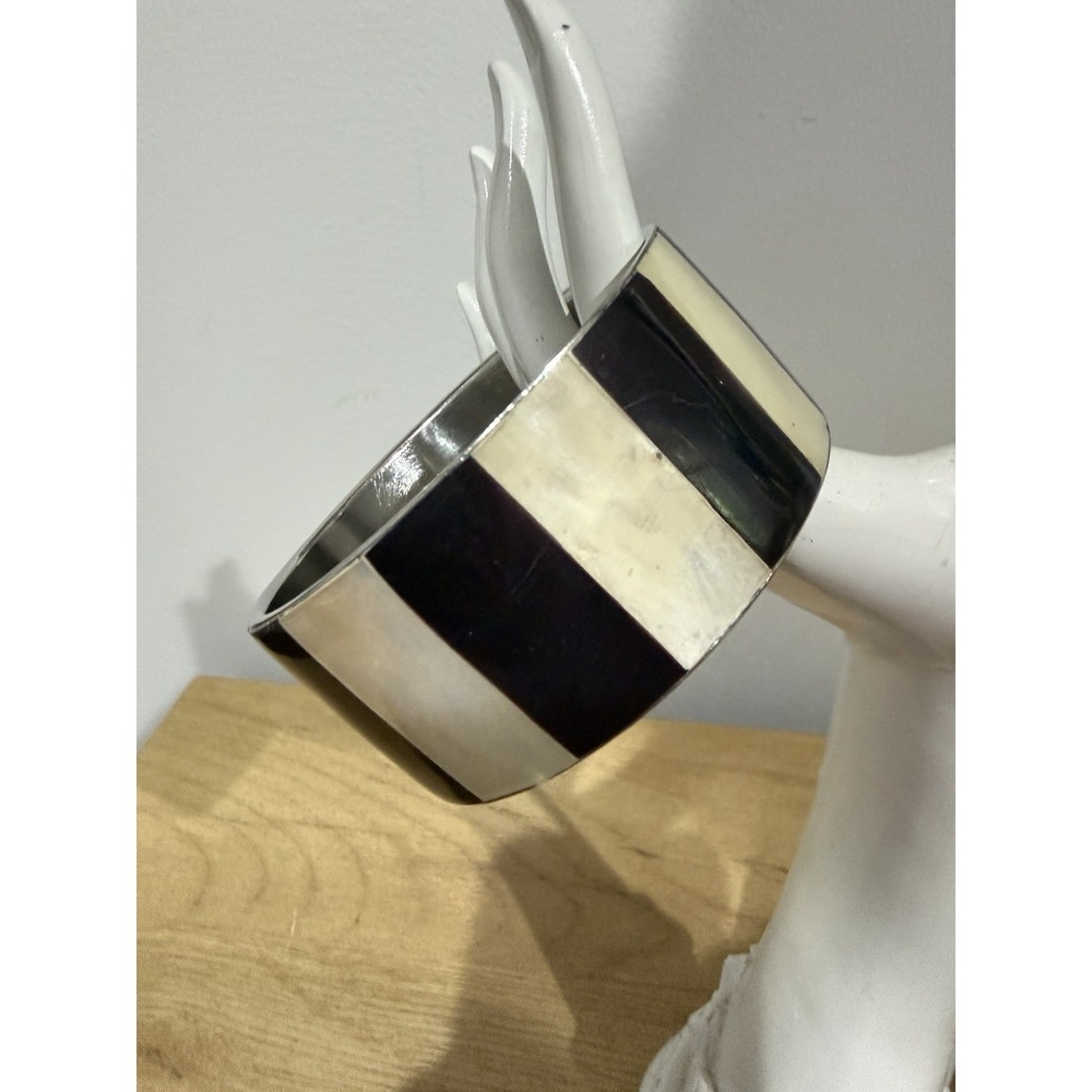 Vintage Mother of Pearl Inlay Wide Silver Tone Bangle Bracelet‎ 7"